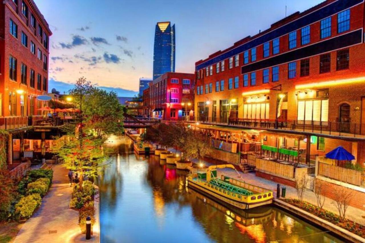 Elegant And Historic Getaway Close To Everything Oklahoma City Exteriör bild